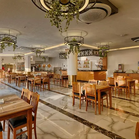 Hotel apartamentowy Grand Uysal &